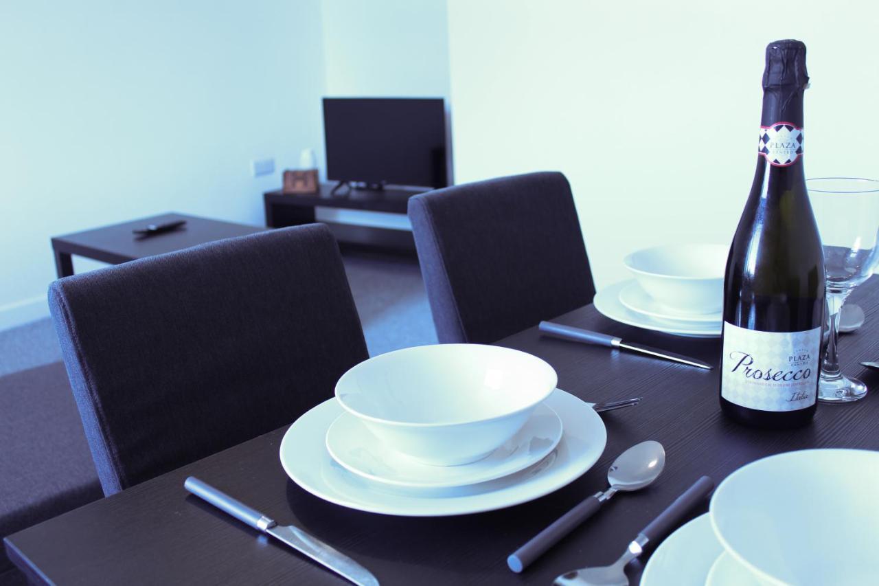 Stylish 1Br Apartment In The Heart Of Heywood Екстериор снимка